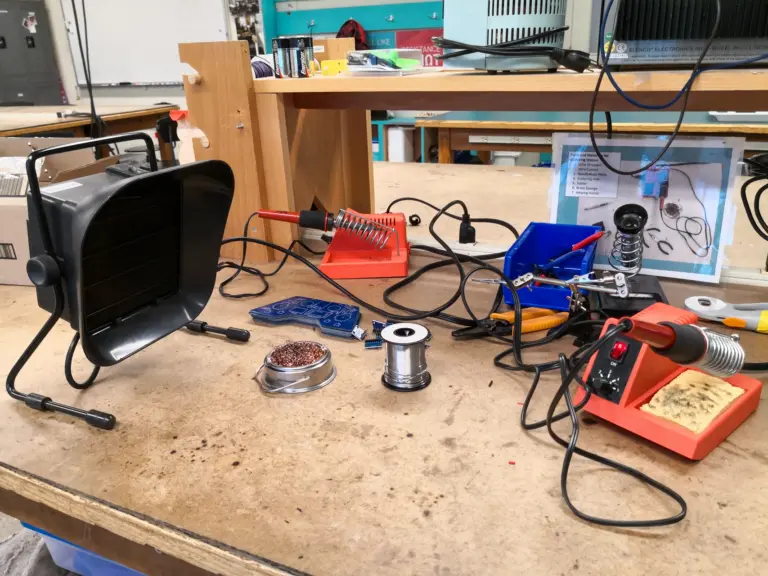 RF Controllers: Work station at 4-409 2