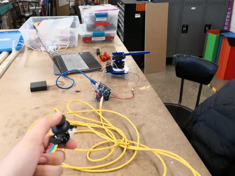 Rubber Band Turret: Adding joystick 5