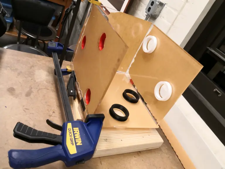 Modular Play Instrument for Cognition Research: Main box 7