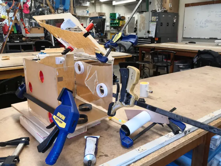 Modular Play Instrument for Cognition Research: Main box 9