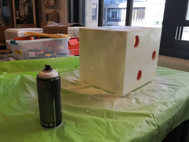 Modular Play Instrument for Cognition Research: Main box 10